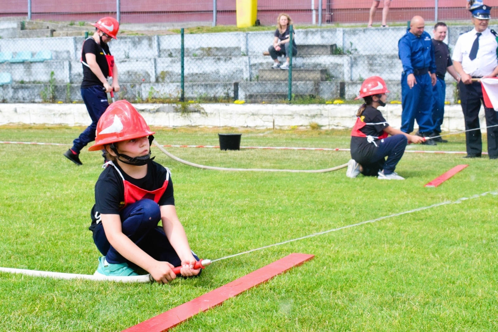 Zdjęcie w galerii na portalu naszwodzislaw.com: OSP Skrzyszów i OSP Łaziska najlepsze w gminnych zawodach sportowo-pożarniczych [FOTO] wiadomości z regionu