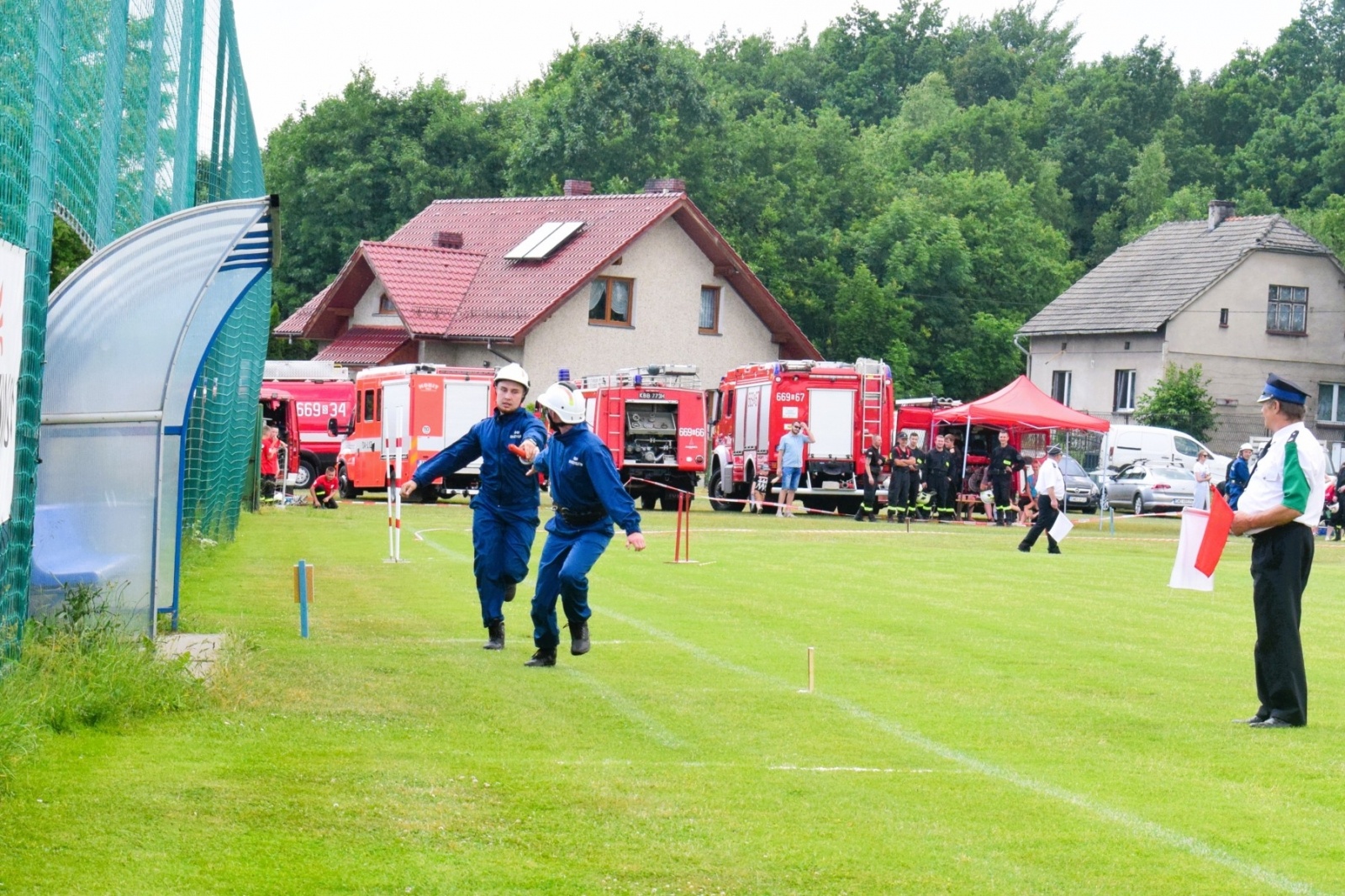 Zdjęcie w galerii na portalu naszwodzislaw.com: OSP Skrzyszów i OSP Łaziska najlepsze w gminnych zawodach sportowo-pożarniczych [FOTO] wiadomości z regionu