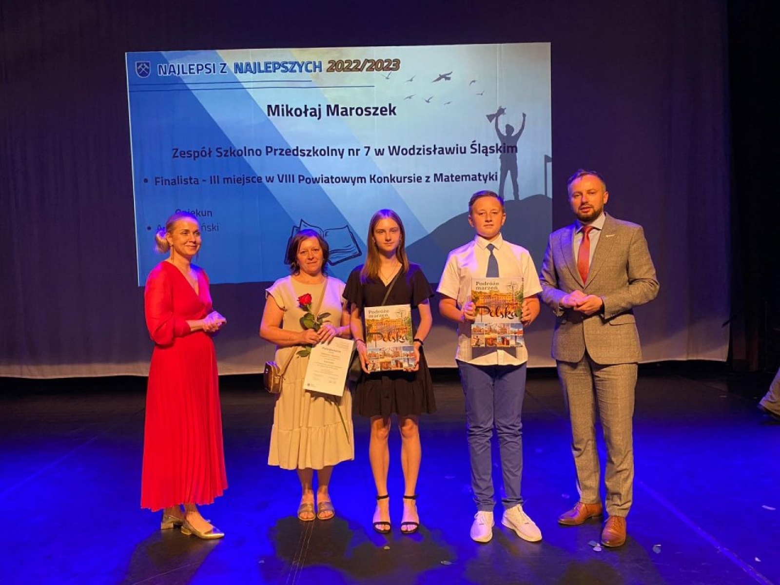 Zdjęcie w galerii na portalu naszwodzislaw.com: W Rydułtowach wyróżniono najlepszych uczniów [FOTO] wiadomości z regionu