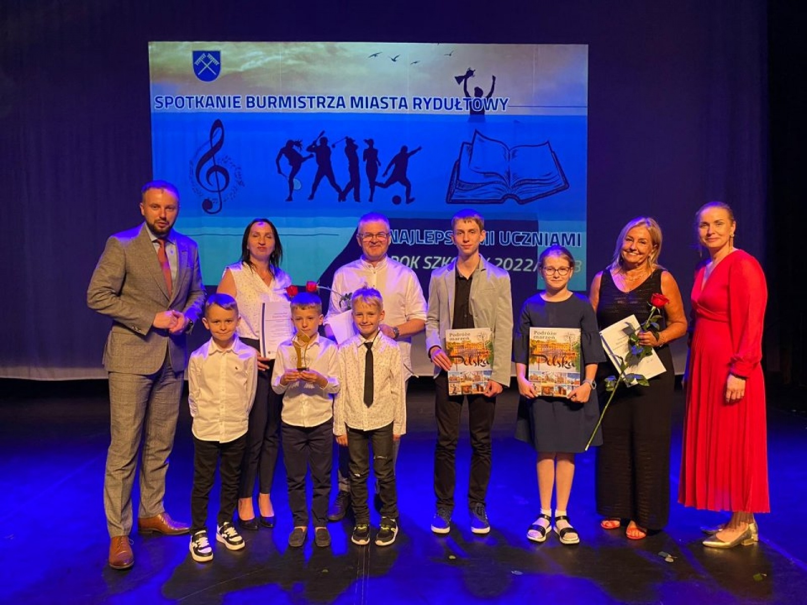 Zdjęcie w galerii na portalu naszwodzislaw.com: W Rydułtowach wyróżniono najlepszych uczniów [FOTO] wiadomości z regionu