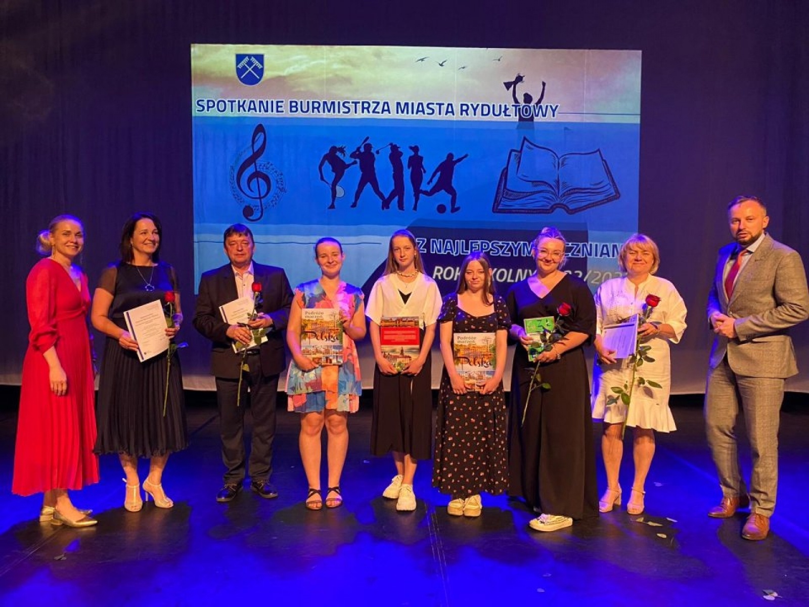 Zdjęcie w galerii na portalu naszwodzislaw.com: W Rydułtowach wyróżniono najlepszych uczniów [FOTO] wiadomości z regionu