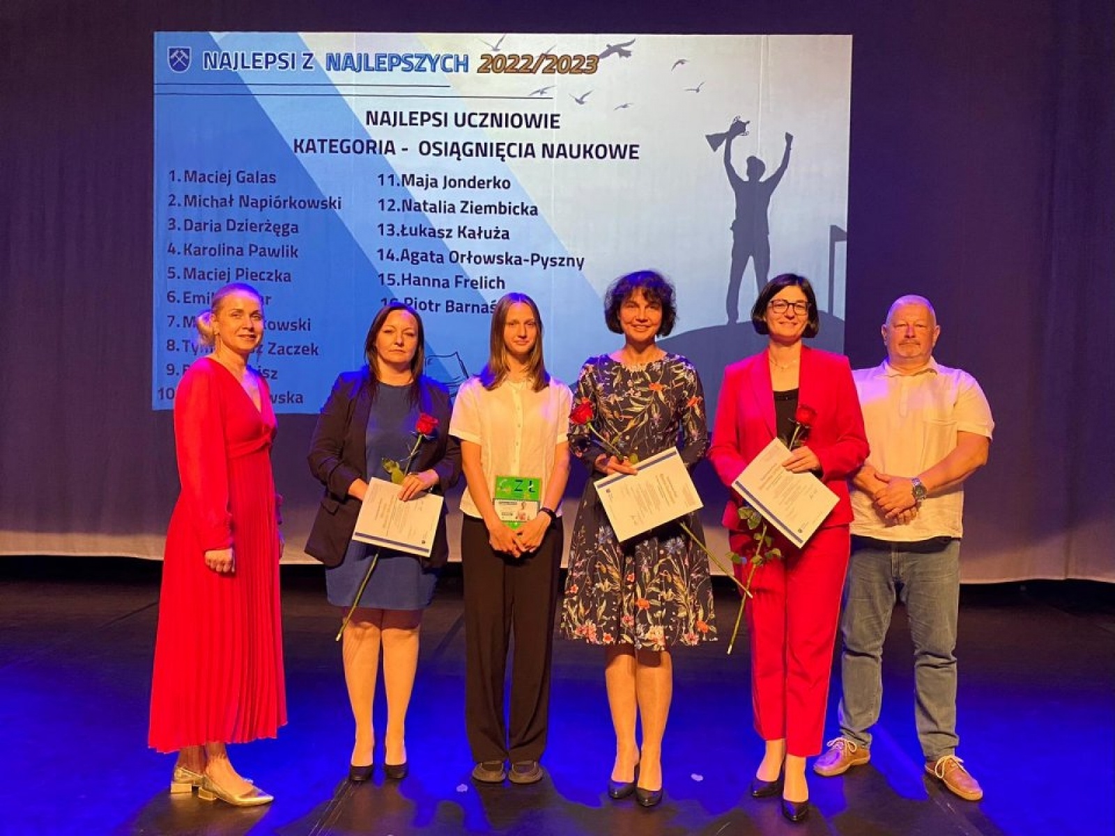 Zdjęcie w galerii na portalu naszwodzislaw.com: W Rydułtowach wyróżniono najlepszych uczniów [FOTO] wiadomości z regionu