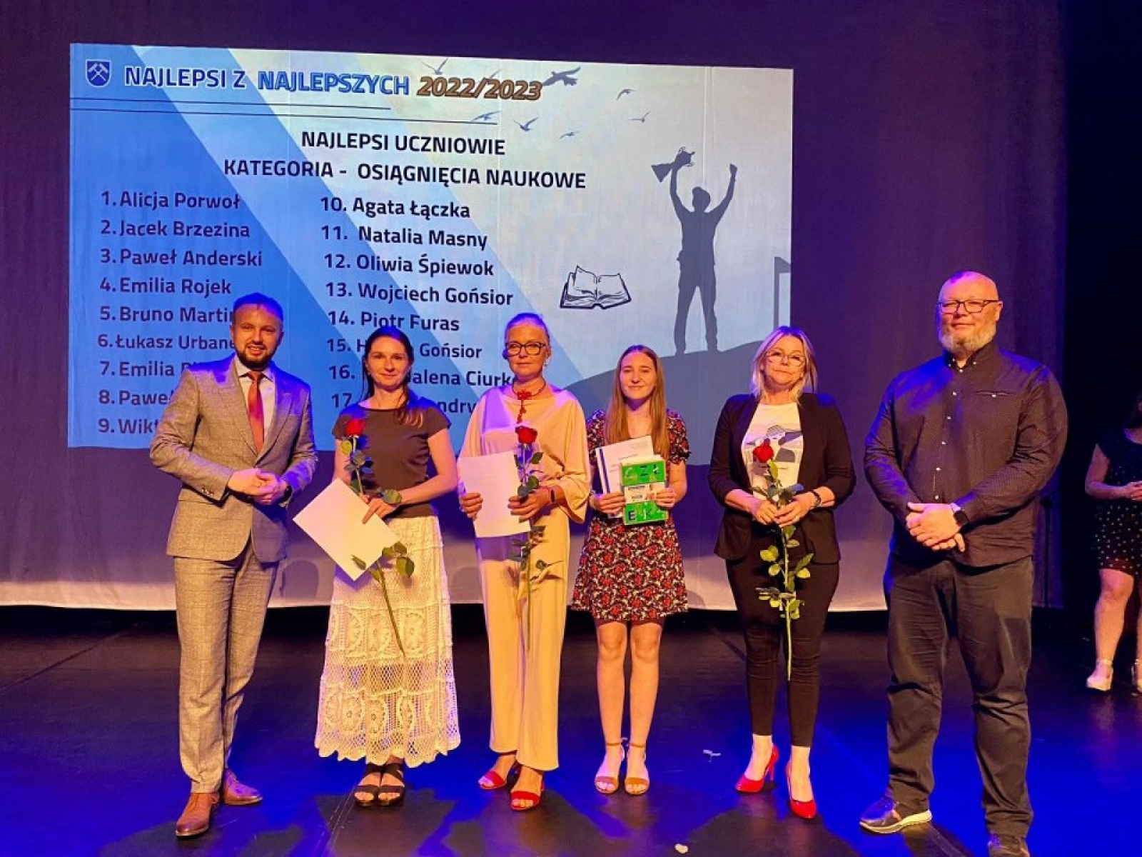 Zdjęcie w galerii na portalu naszwodzislaw.com: W Rydułtowach wyróżniono najlepszych uczniów [FOTO] wiadomości z regionu