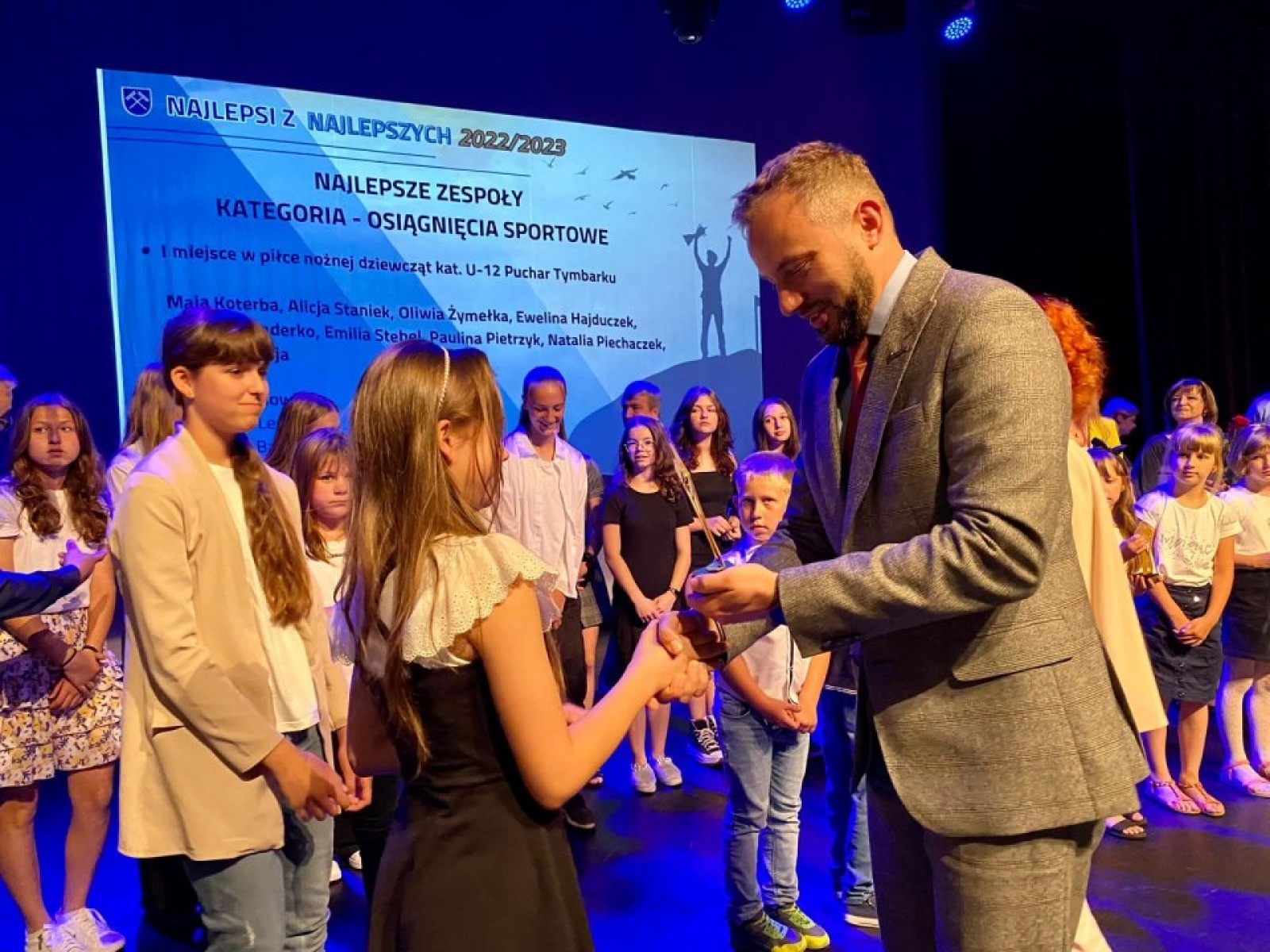 Zdjęcie w galerii na portalu naszwodzislaw.com: W Rydułtowach wyróżniono najlepszych uczniów [FOTO] wiadomości z regionu