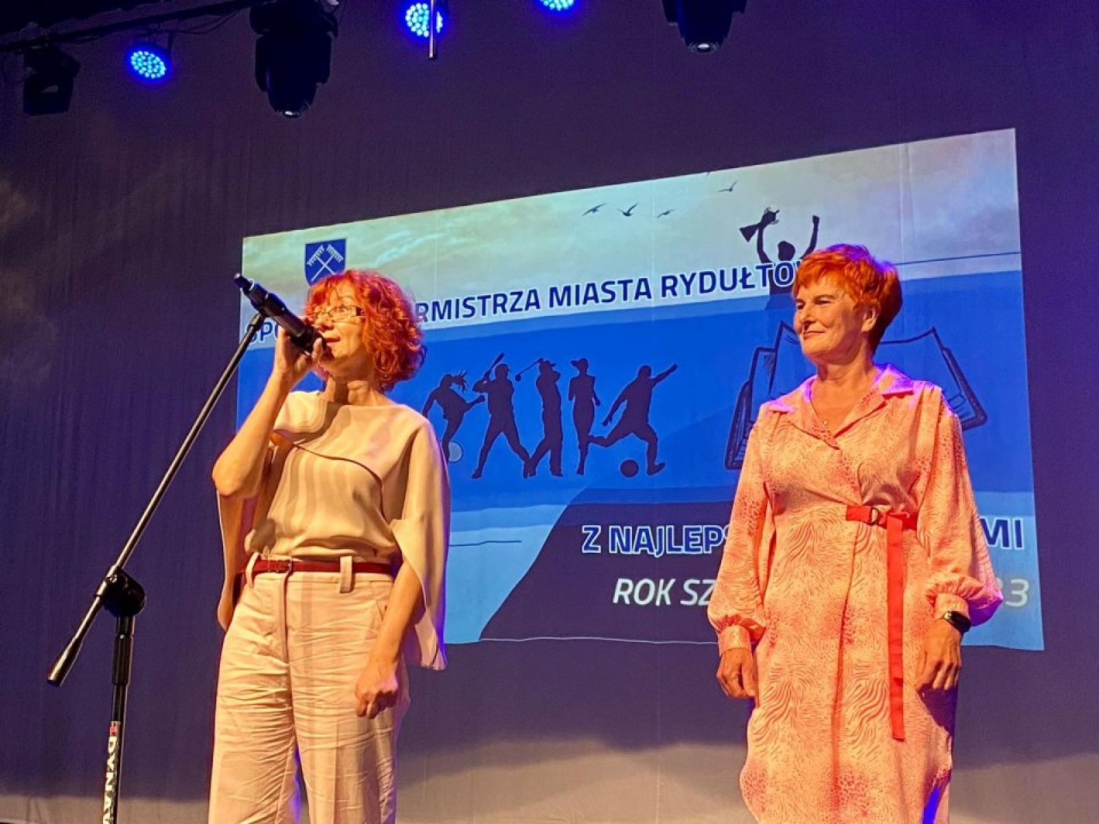 Zdjęcie w galerii na portalu naszwodzislaw.com: W Rydułtowach wyróżniono najlepszych uczniów [FOTO] wiadomości z regionu