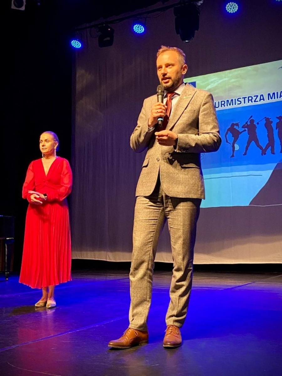 Zdjęcie w galerii na portalu naszwodzislaw.com: W Rydułtowach wyróżniono najlepszych uczniów [FOTO] wiadomości z regionu