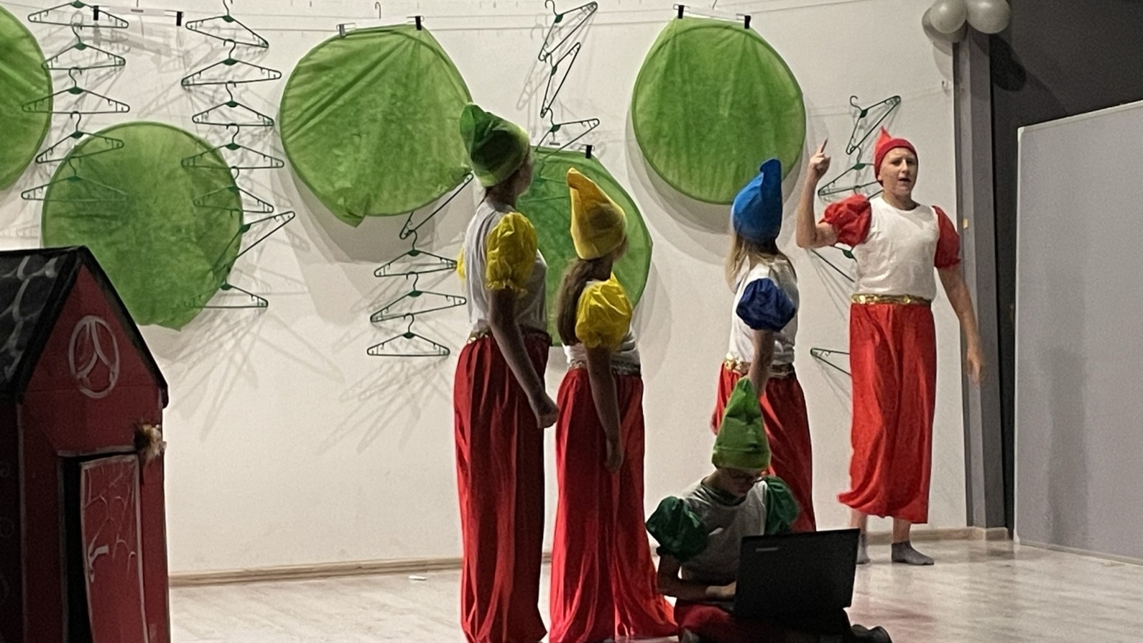 Zdjęcie w galerii na portalu naszwodzislaw.com: Mama, Tata i Ja. Festyn w zawadzkiej szkole [FOTO] wiadomości z regionu