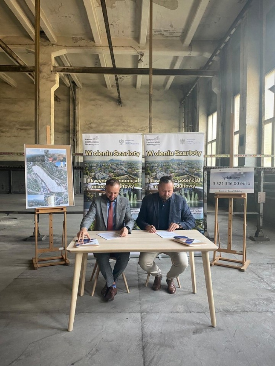 Zdjęcie w galerii na portalu naszwodzislaw.com: Rydułtowy. Rusza zagospodarowanie terenów poprzemysłowych w rejonie Szybu Leon III wiadomości z regionu