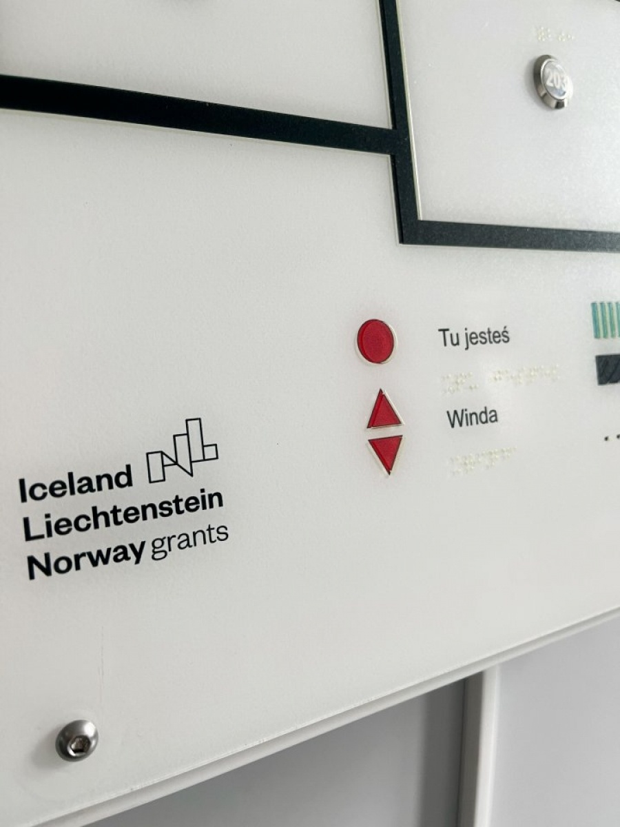 Zdjęcie w galerii na portalu naszwodzislaw.com: W rydułtowskim magistracie stanęły tyflomapy wiadomości z regionu