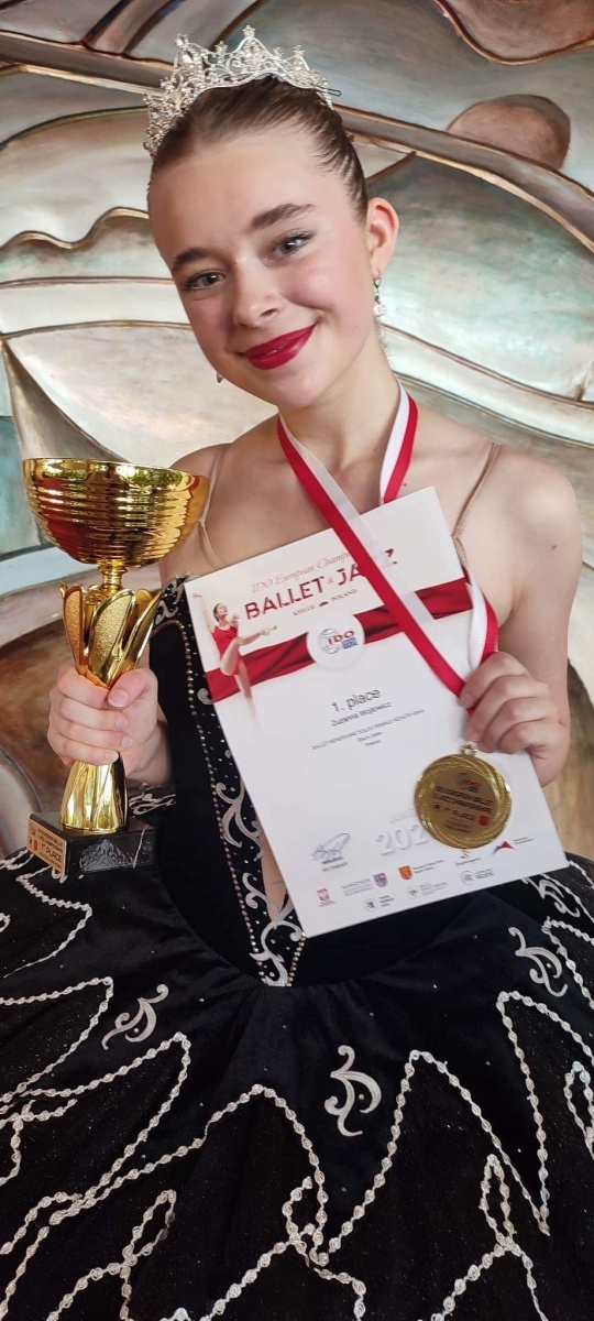 Zdjęcie w galerii na portalu naszwodzislaw.com: Zuzanna Wójtowicz z wodzisławskiego Mirażu najlepsza w Europie po raz drugi wiadomości z regionu