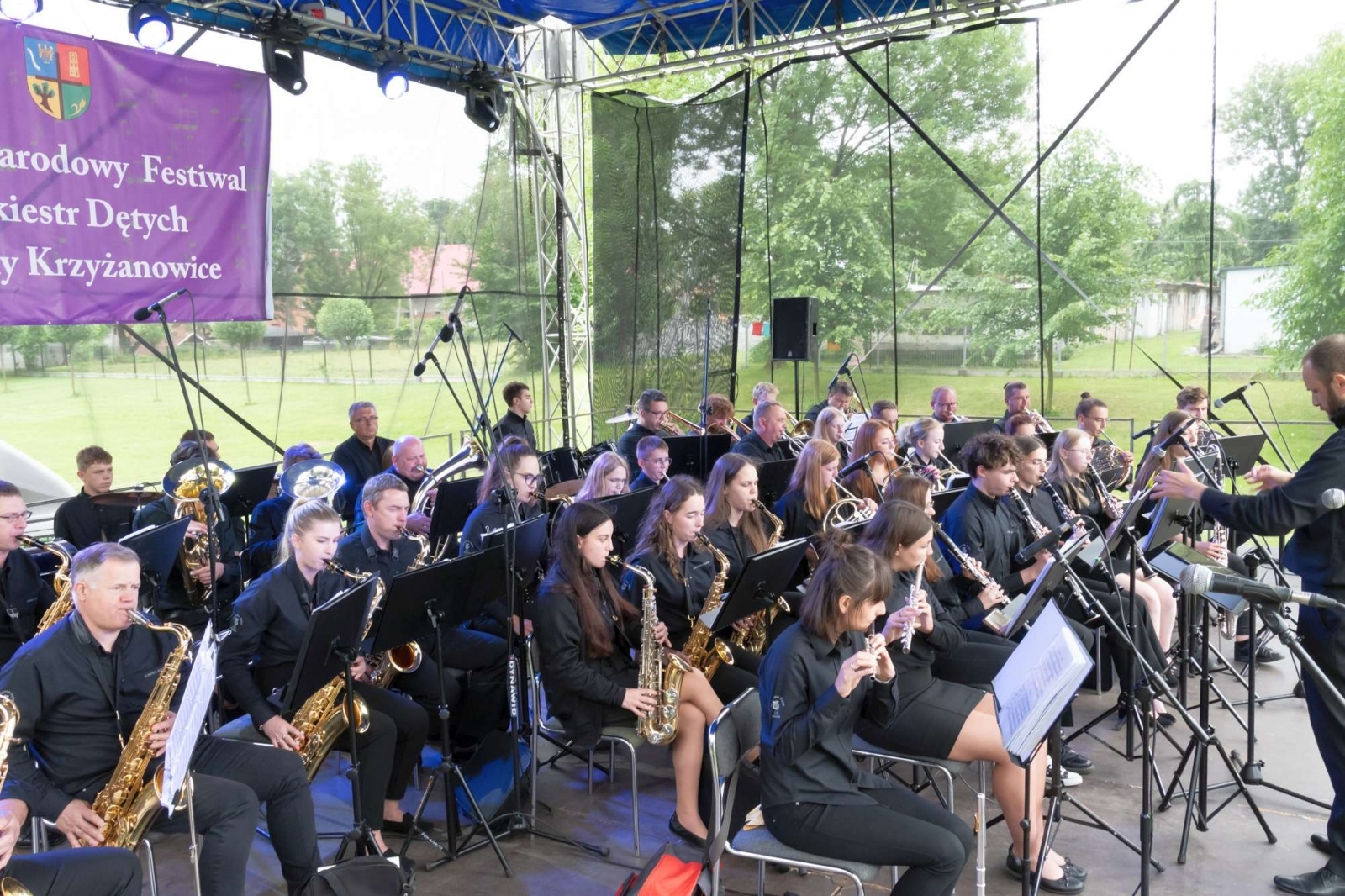 Zdjęcie w galerii na portalu naszwodzislaw.com: Jest w orkiestrach dętych siła. Orkiestra z Gołkowic na podium w Tworkowie wiadomości z regionu