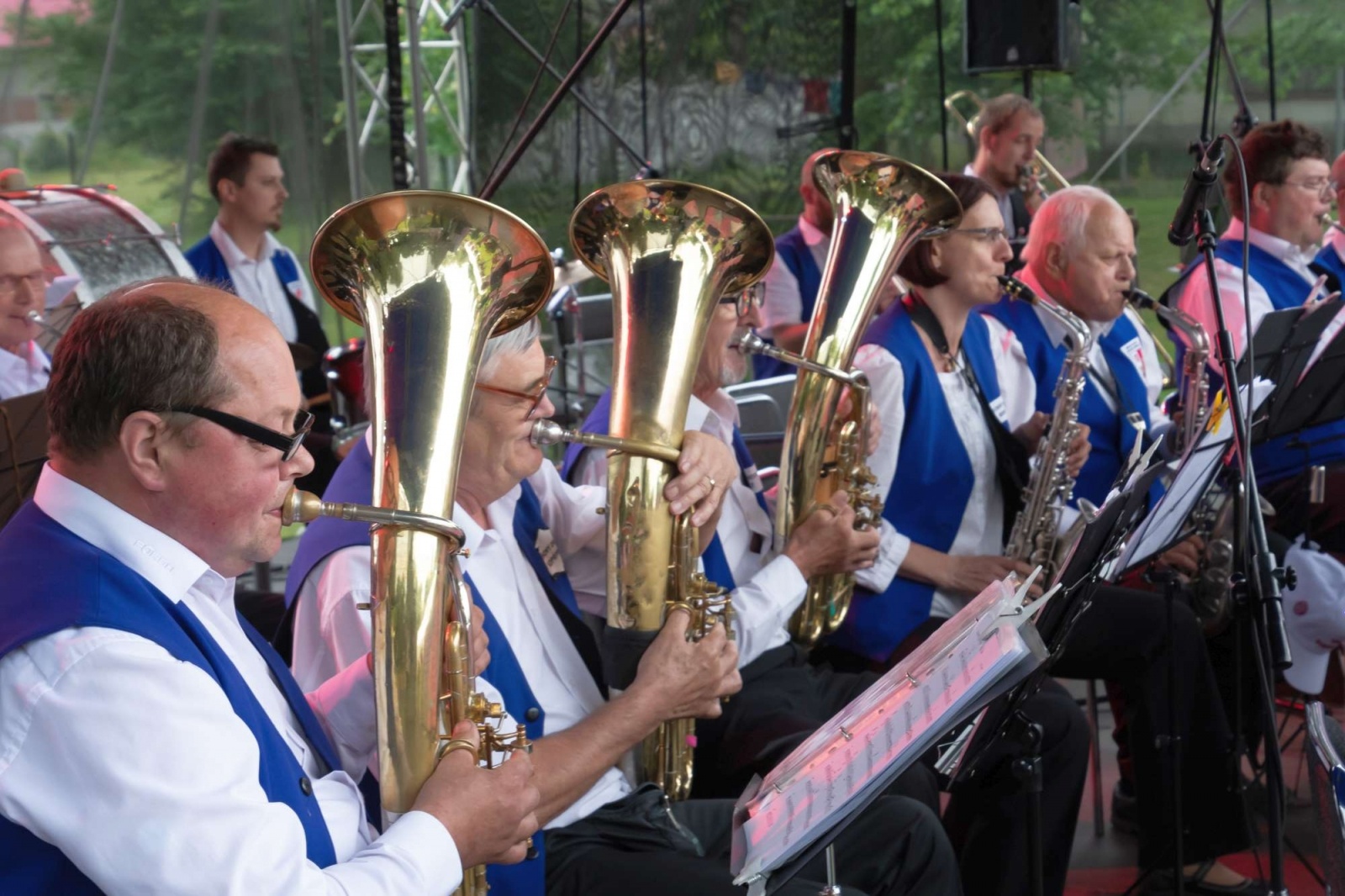 Zdjęcie w galerii na portalu naszwodzislaw.com: Jest w orkiestrach dętych siła. Orkiestra z Gołkowic na podium w Tworkowie wiadomości z regionu
