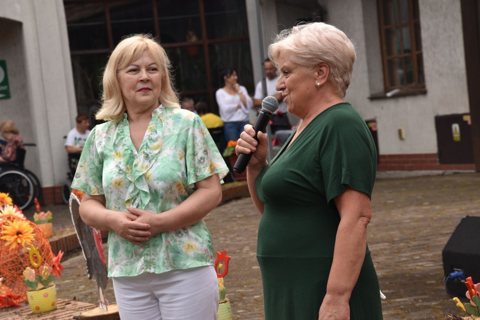 Zdjęcie w galerii na portalu naszwodzislaw.com: W sielskiej scenerii powitali lato [FOTO] wiadomości z regionu