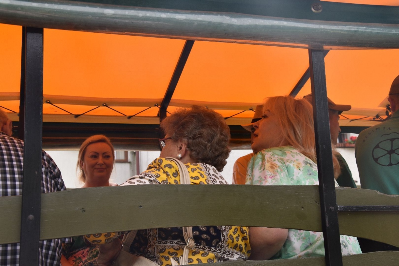 Zdjęcie w galerii na portalu naszwodzislaw.com: W sielskiej scenerii powitali lato [FOTO] wiadomości z regionu