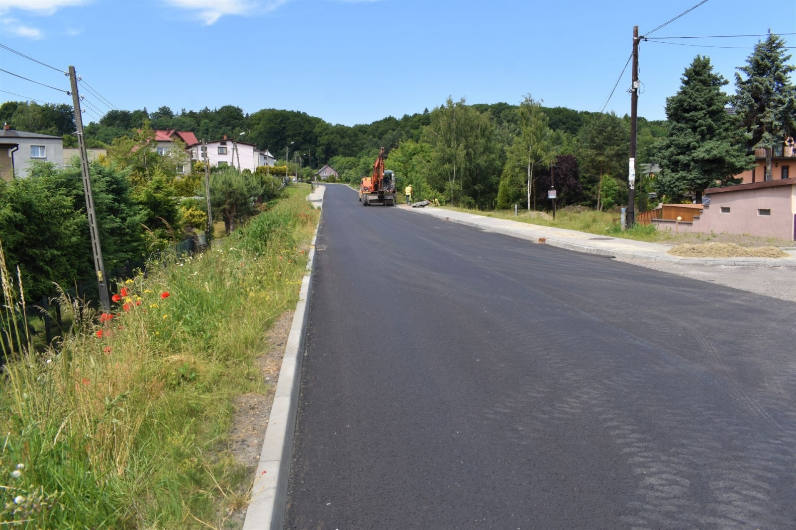 Zdjęcie w galerii na portalu naszwodzislaw.com: Trwają remonty na powiatowych drogach [FOTO] wiadomości z regionu