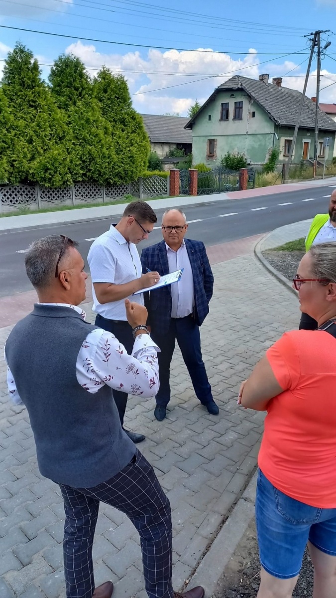 Zdjęcie w galerii na portalu naszwodzislaw.com: Ulica 1 Maja w Gołkowicach oficjalnie odebrana wiadomości z regionu