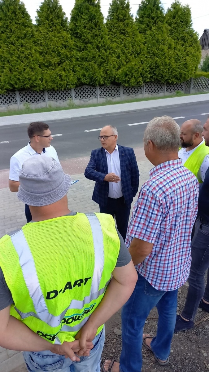 Zdjęcie w galerii na portalu naszwodzislaw.com: Ulica 1 Maja w Gołkowicach oficjalnie odebrana wiadomości z regionu