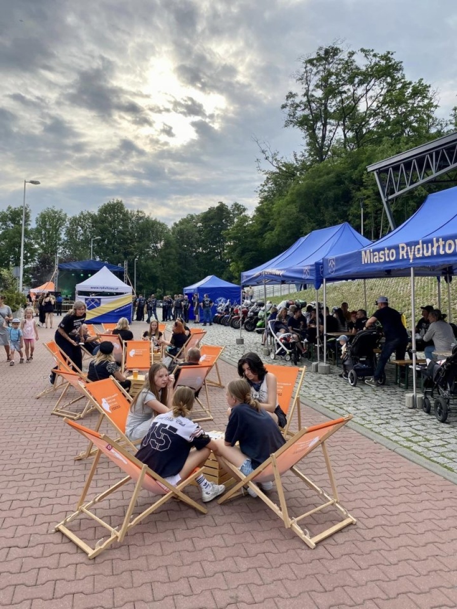 Zdjęcie w galerii na portalu naszwodzislaw.com: I Festiwal ROCKdułtowy za nami [FOTO] wiadomości z regionu