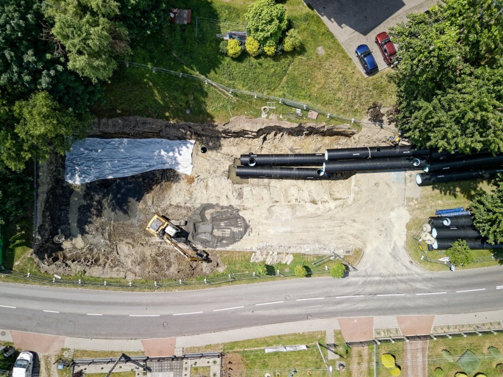 Zdjęcie w galerii na portalu naszwodzislaw.com: Rydułtowy. Budowa zabezpieczeń przeciwpowodziowych. Jak postępują prace? wiadomości z regionu