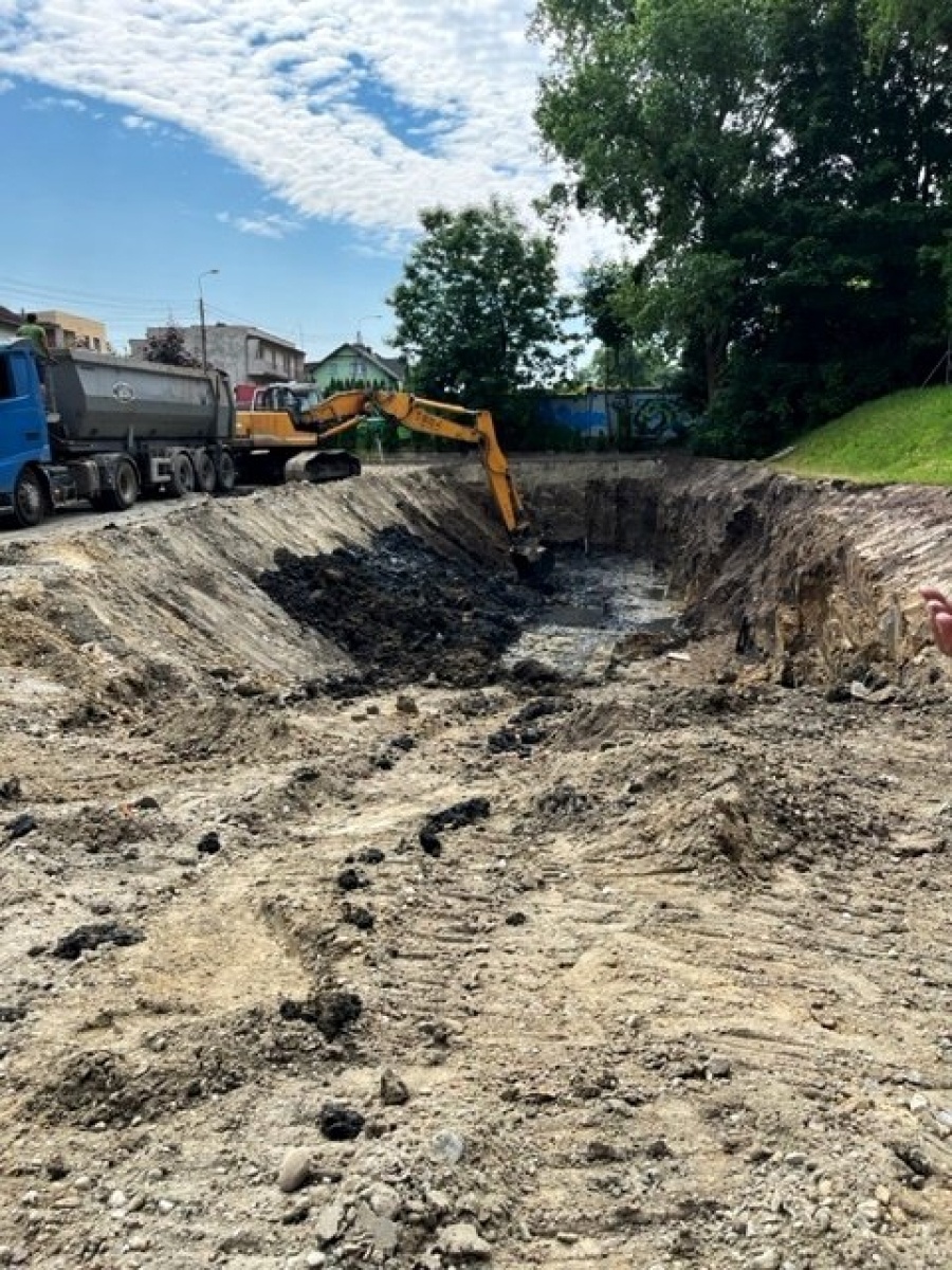 Zdjęcie w galerii na portalu naszwodzislaw.com: Rydułtowy. Budowa zabezpieczeń przeciwpowodziowych. Jak postępują prace? wiadomości z regionu
