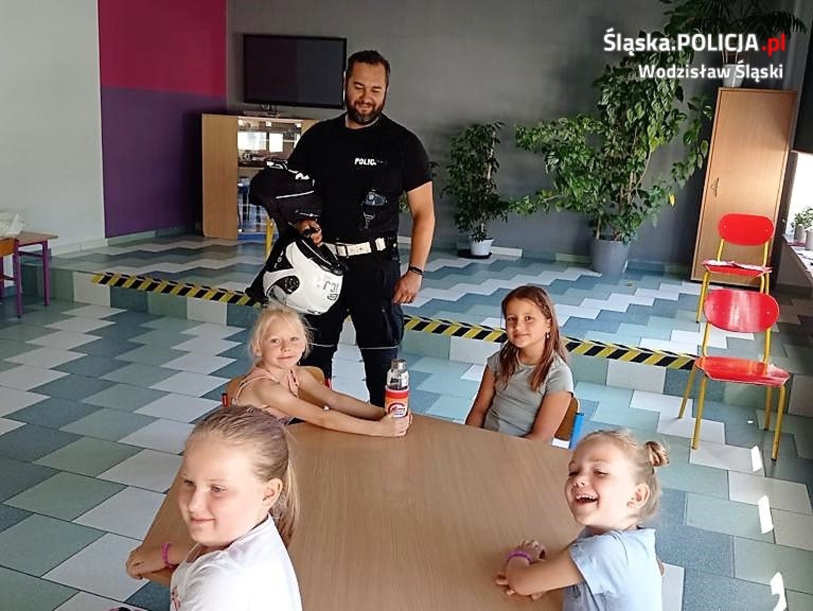 Zdjęcie w galerii na portalu naszwodzislaw.com: Bezpieczne wakacje z wodzisławską drogówką wiadomości z regionu