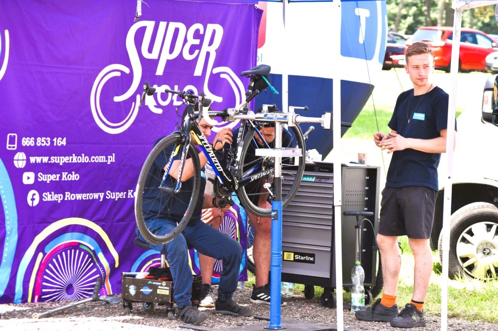 Zdjęcie w galerii na portalu naszwodzislaw.com: Godów gościł uczestników kolarskiego maratonu Tour de Silesia wiadomości z regionu