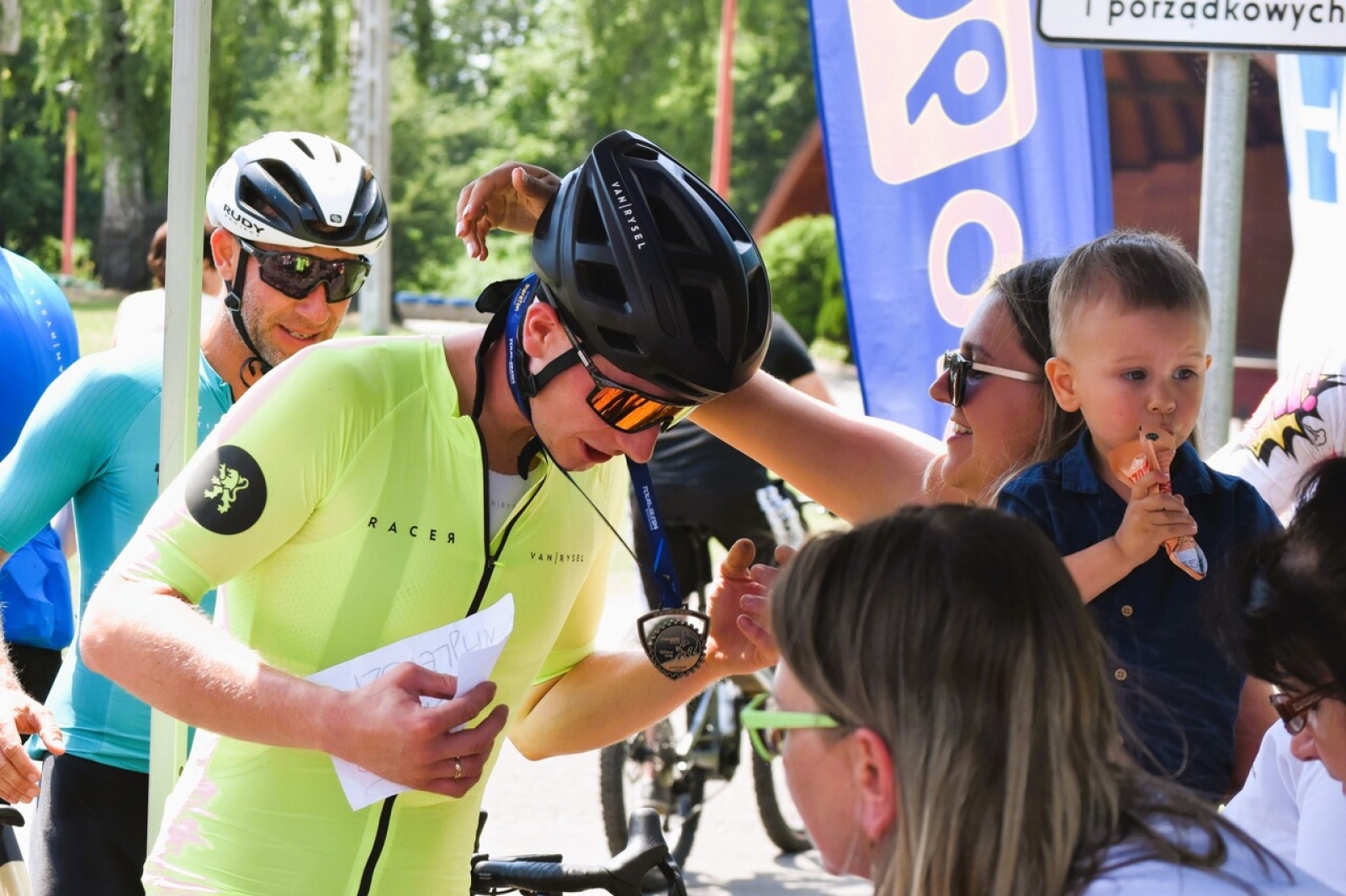 Zdjęcie w galerii na portalu naszwodzislaw.com: Godów gościł uczestników kolarskiego maratonu Tour de Silesia wiadomości z regionu