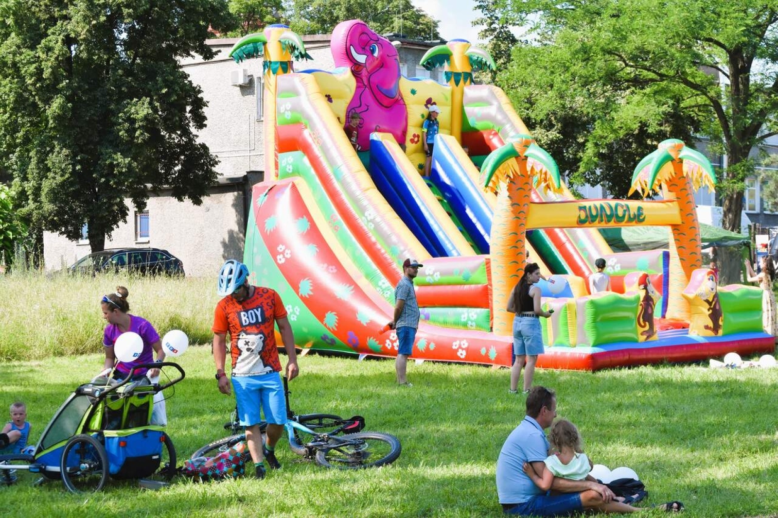 Zdjęcie w galerii na portalu naszwodzislaw.com: Godów gościł uczestników kolarskiego maratonu Tour de Silesia wiadomości z regionu