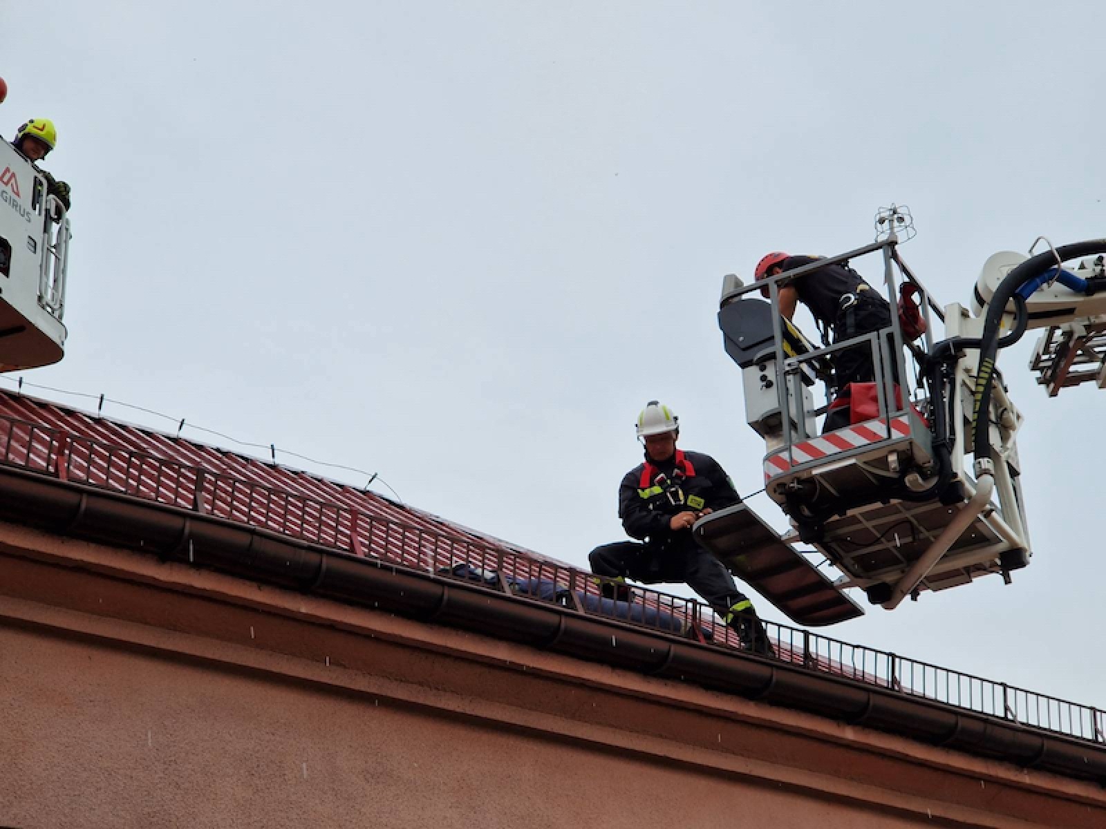 Zdjęcie w galerii na portalu naszwodzislaw.com: Ćwiczenia kompanii odwodowej OSP w Rogowie wiadomości z regionu