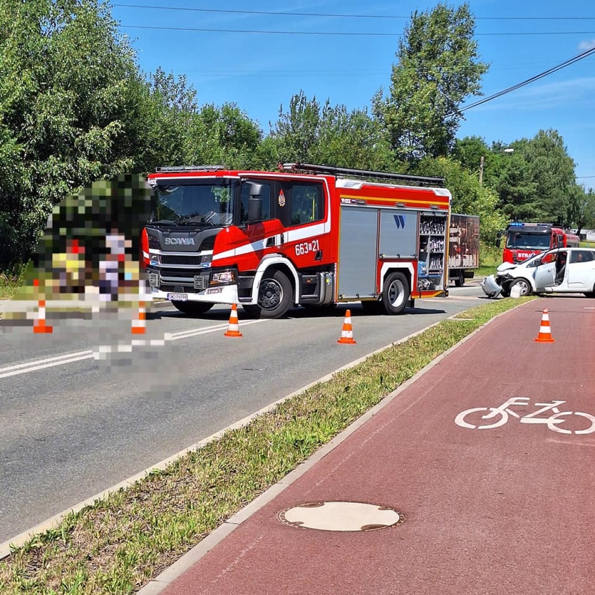 Zdjęcie w galerii na portalu naszwodzislaw.com: Czołowe zderzenie na granicy Pszowa i Rydułtów. Trzy osoby w szpitalu wiadomości z regionu