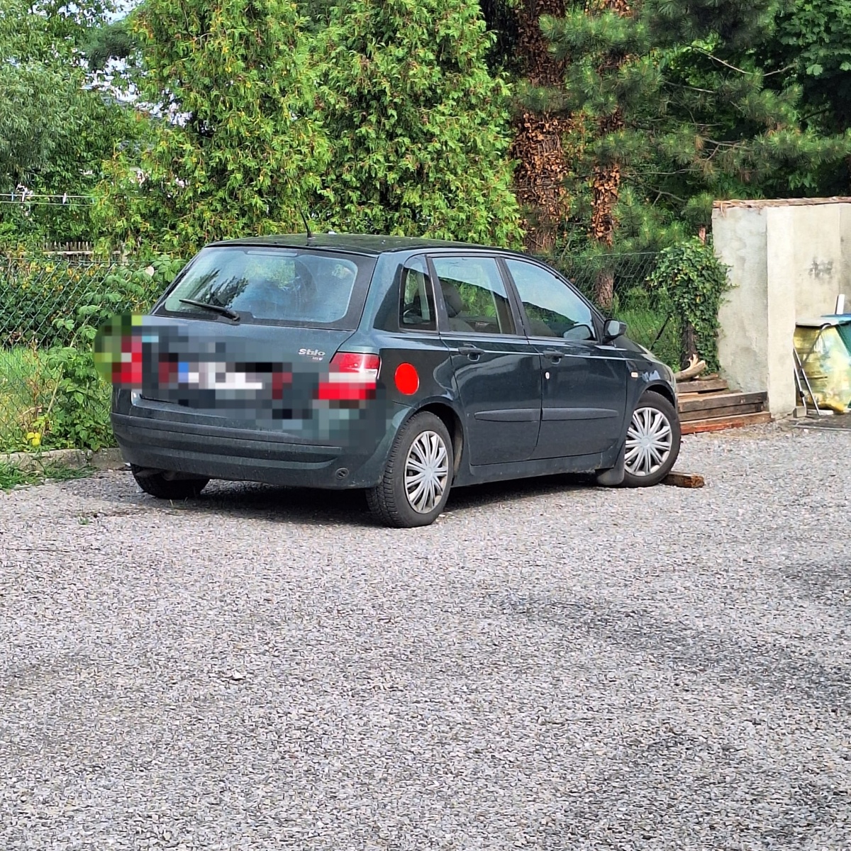 Zdjęcie w galerii na portalu naszwodzislaw.com: Zderzenie dwóch pojazdów w Syryni. W jednym z nich jechała kobieta w ciąży wiadomości z regionu