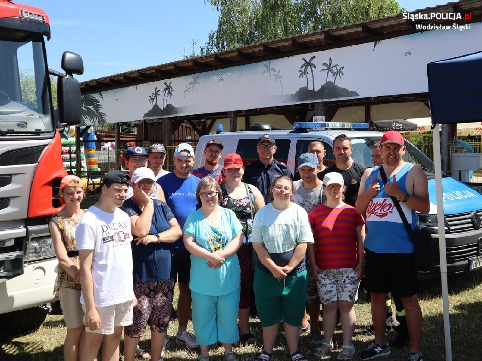 Zdjęcie w galerii na portalu naszwodzislaw.com: Bezpieczeństwo nad wodą. Wspólna akcja policji, strażaków i WOPR wiadomości z regionu