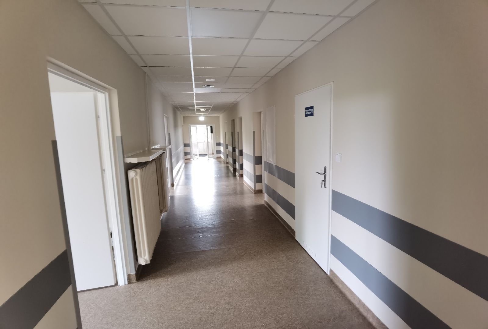 Zdjęcie w galerii na portalu naszwodzislaw.com: Nowe szaty szpitalnej apteki kosztowały prawie 700 tys. złotych wiadomości z regionu