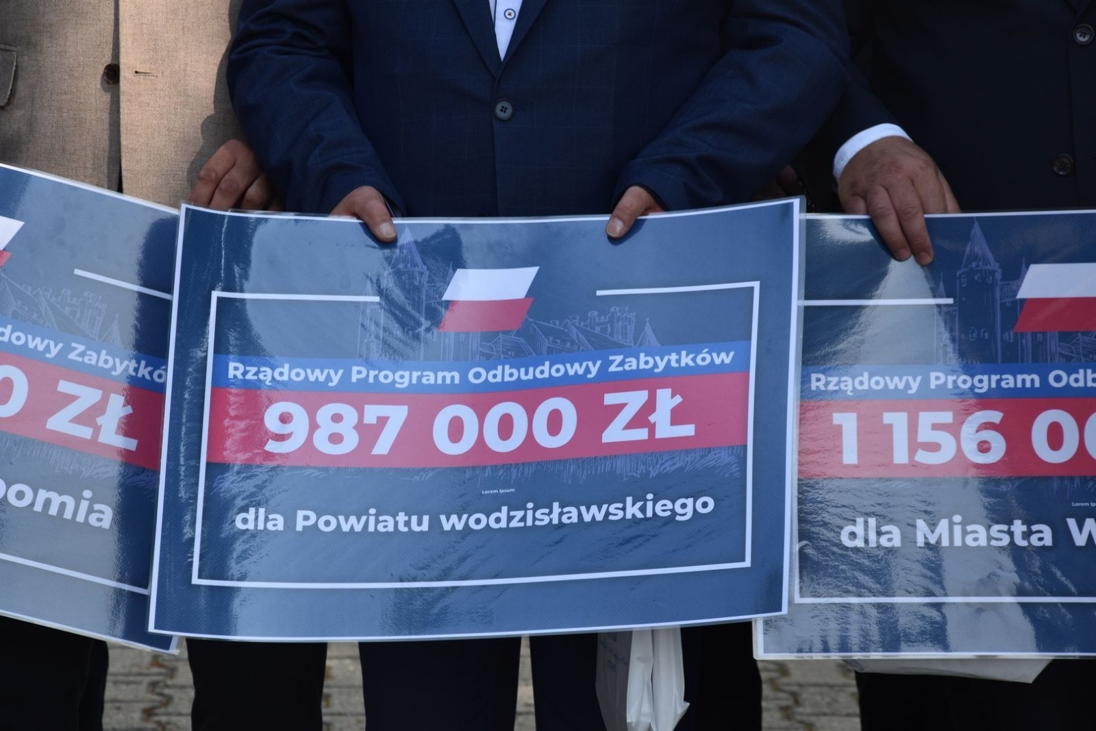 Zdjęcie w galerii na portalu naszwodzislaw.com: Prawie milion złotych dotacji na nową windę wiadomości z regionu