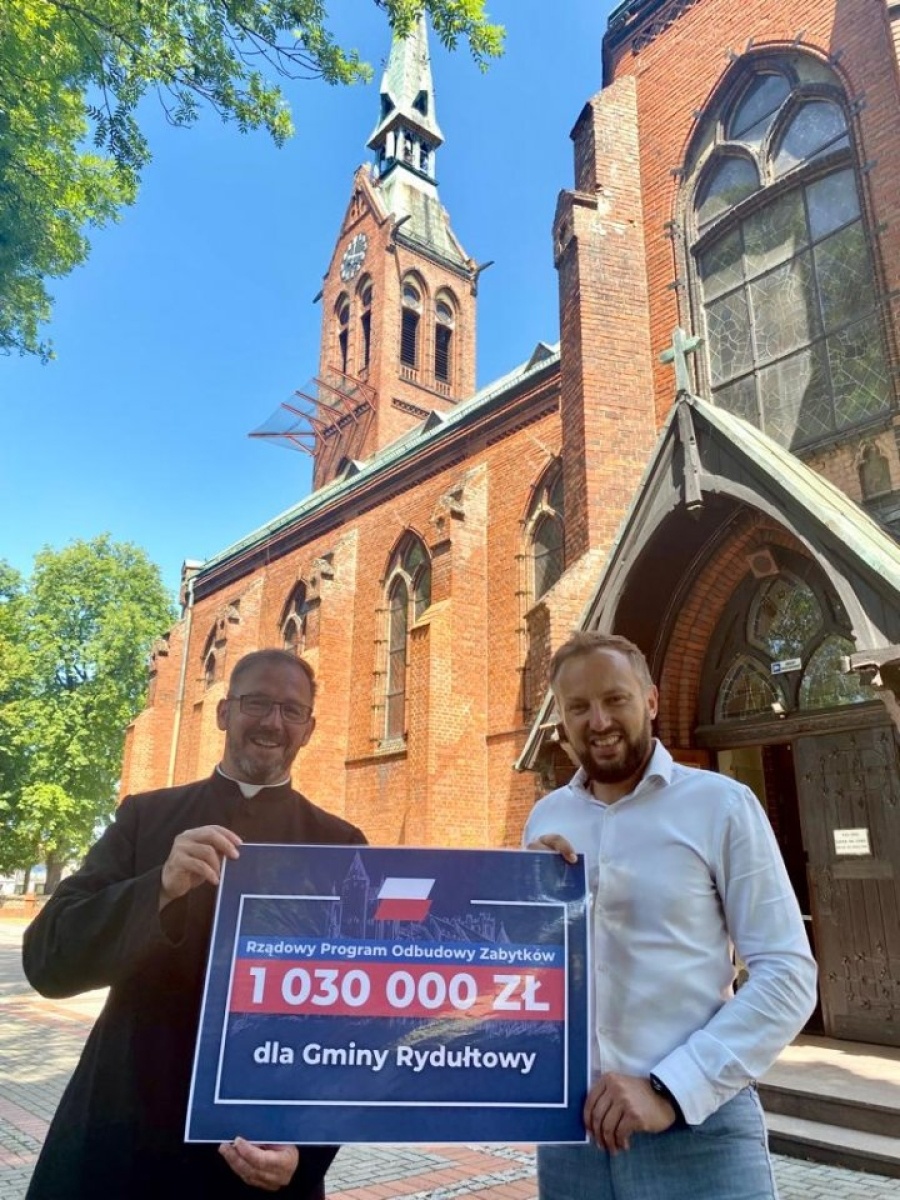 Zdjęcie w galerii na portalu naszwodzislaw.com: Rydułtowy. Kościół na rynku zyska nowy wygląd wiadomości z regionu