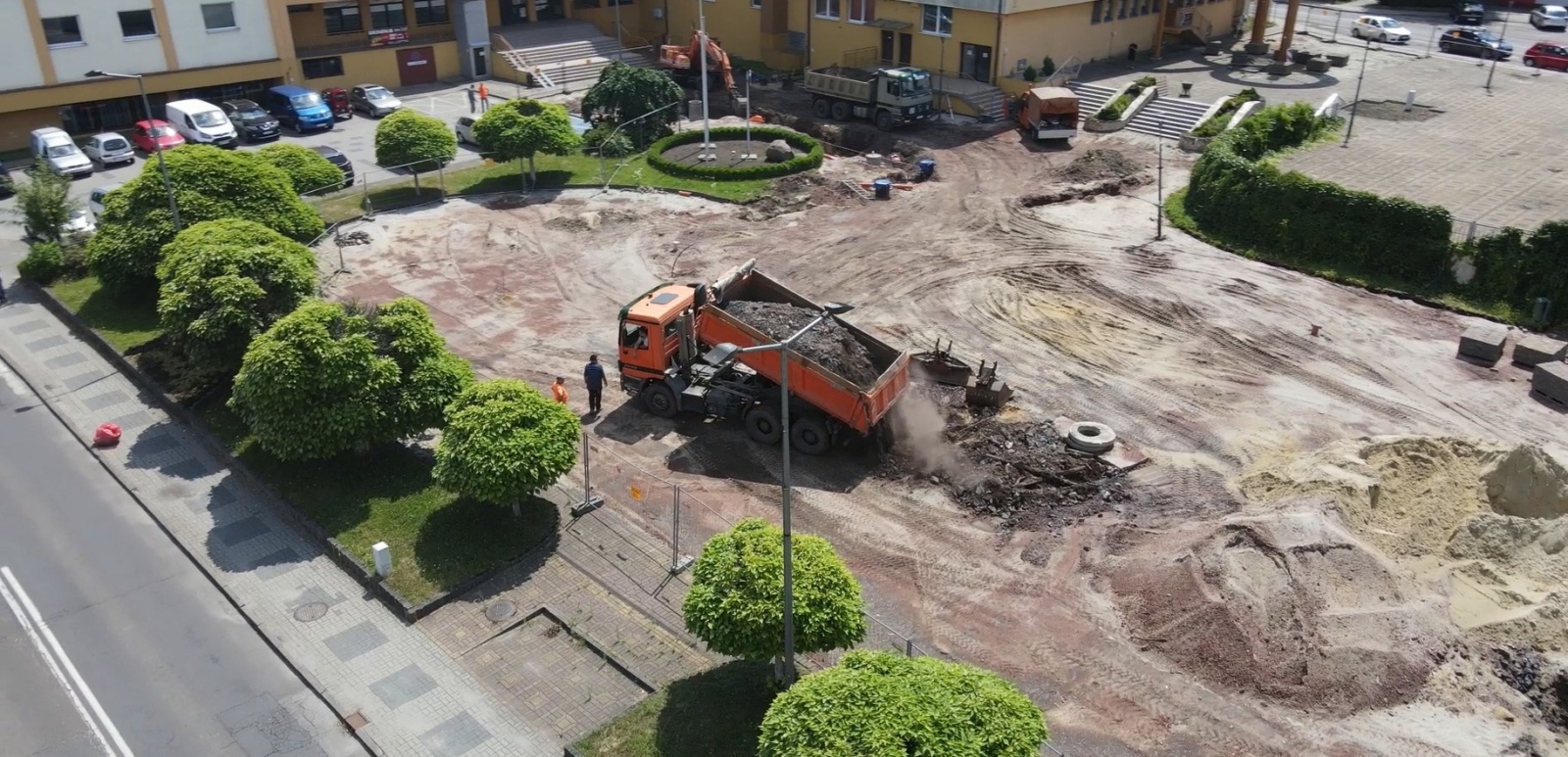 Zdjęcie w galerii na portalu naszwodzislaw.com: Coraz mniej betonu w Radlinie wiadomości z regionu