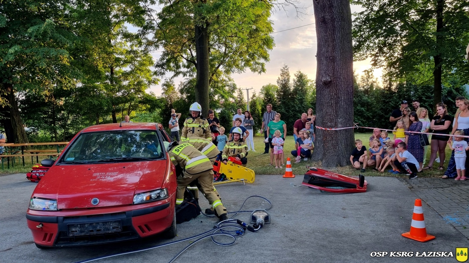 Zdjęcie w galerii na portalu naszwodzislaw.com: Działo się w Łaziskach. Festyn strażacki 2023 za nami [FOTO] wiadomości z regionu