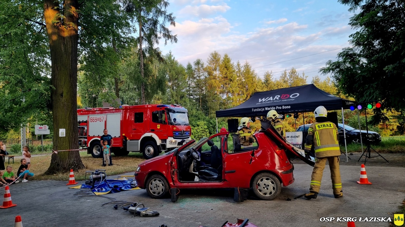 Zdjęcie w galerii na portalu naszwodzislaw.com: Działo się w Łaziskach. Festyn strażacki 2023 za nami [FOTO] wiadomości z regionu
