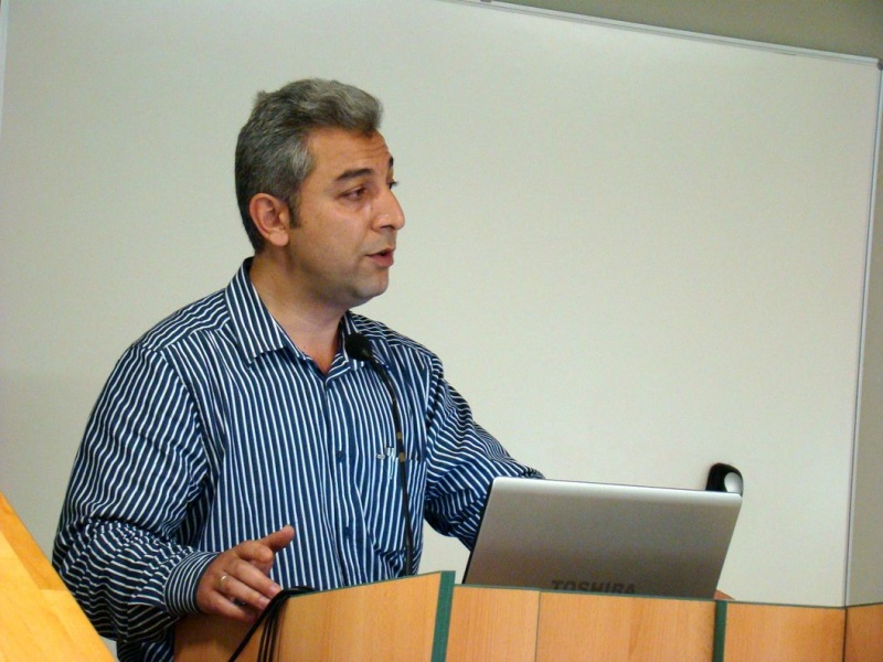 Zdjęcie w galerii na portalu naszwodzislaw.com: Dorośli bawili się nimi jak małe dzieci wiadomości z regionu