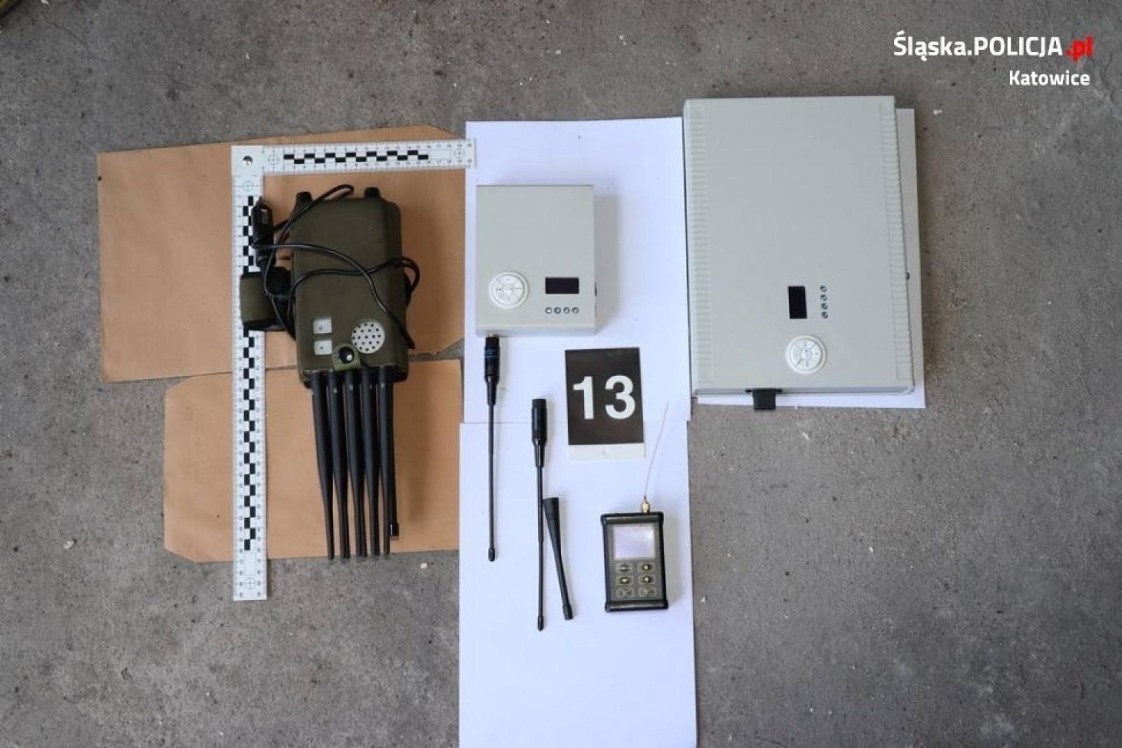 Zdjęcie w galerii na portalu naszwodzislaw.com: Szajka złodziei luksusowych samochodów stanie przed sądem wiadomości z regionu