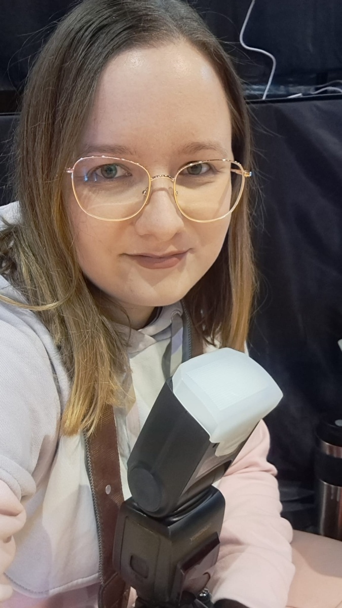 Zdjęcie w galerii na portalu naszwodzislaw.com: Wodzisławianka dzieli się wiedzą o widoczności w sieci - Agnieszka Kaźmierczak wydała swoją drugą książkę wiadomości z regionu