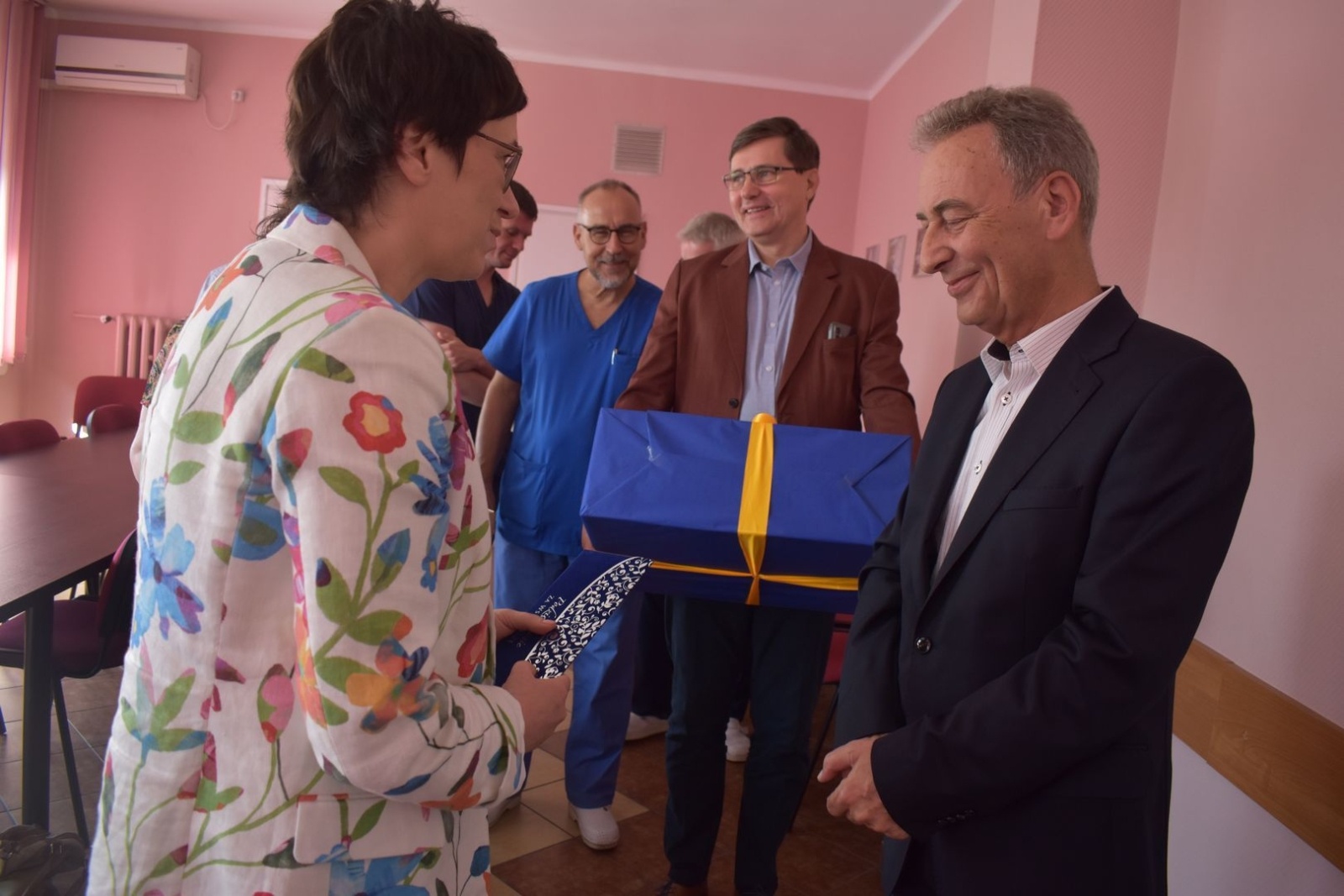 Zdjęcie w galerii na portalu naszwodzislaw.com: Doktor Stefan Cichy zakończył pracę ordynatora Oddziału Pediatrycznego wiadomości z regionu