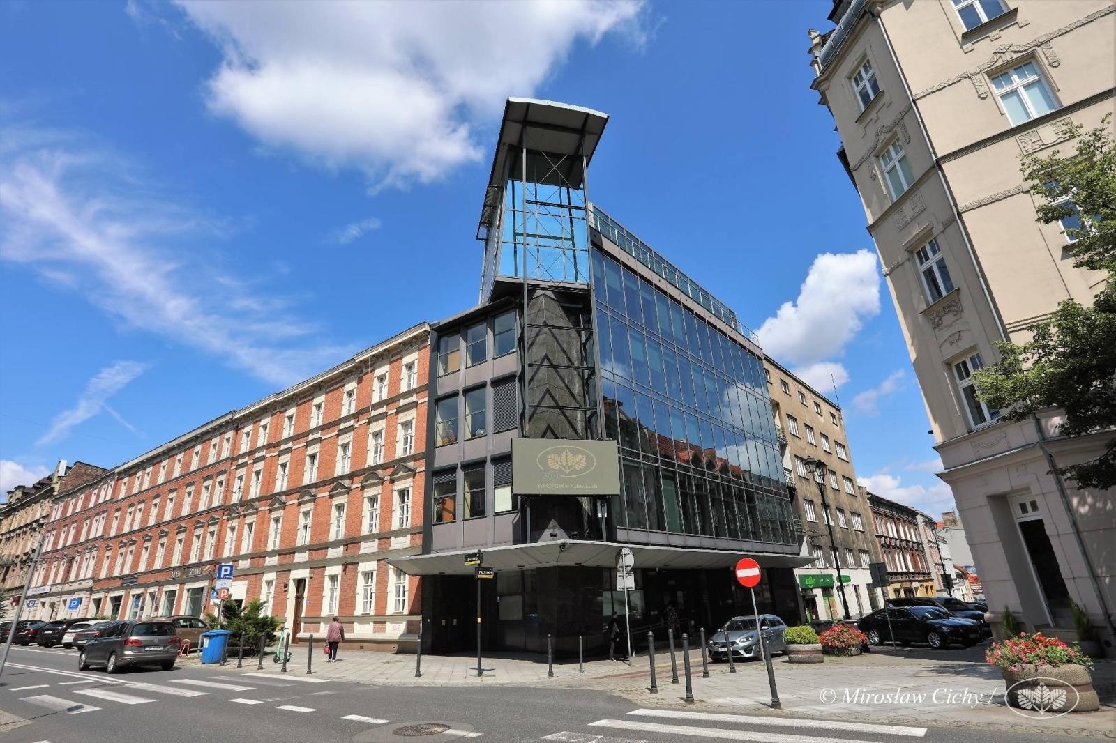 Zdjęcie w galerii na portalu naszwodzislaw.com: Eko-tablica świetlna już na budynku funduszu wiadomości z regionu