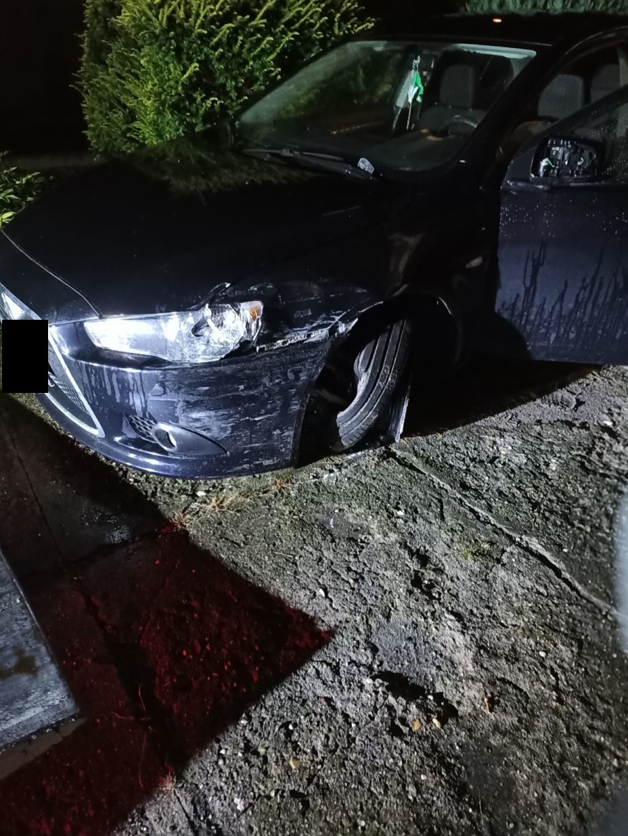 Zdjęcie w galerii na portalu naszwodzislaw.com: Syrynia. Spowodował kolizję i uciekł. Poszkodowany szuka pomocy wiadomości z regionu