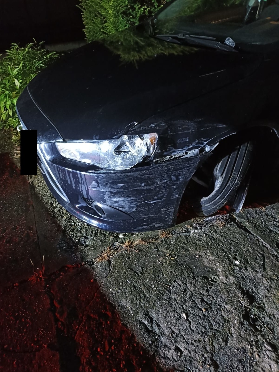 Zdjęcie w galerii na portalu naszwodzislaw.com: Syrynia. Spowodował kolizję i uciekł. Poszkodowany szuka pomocy wiadomości z regionu