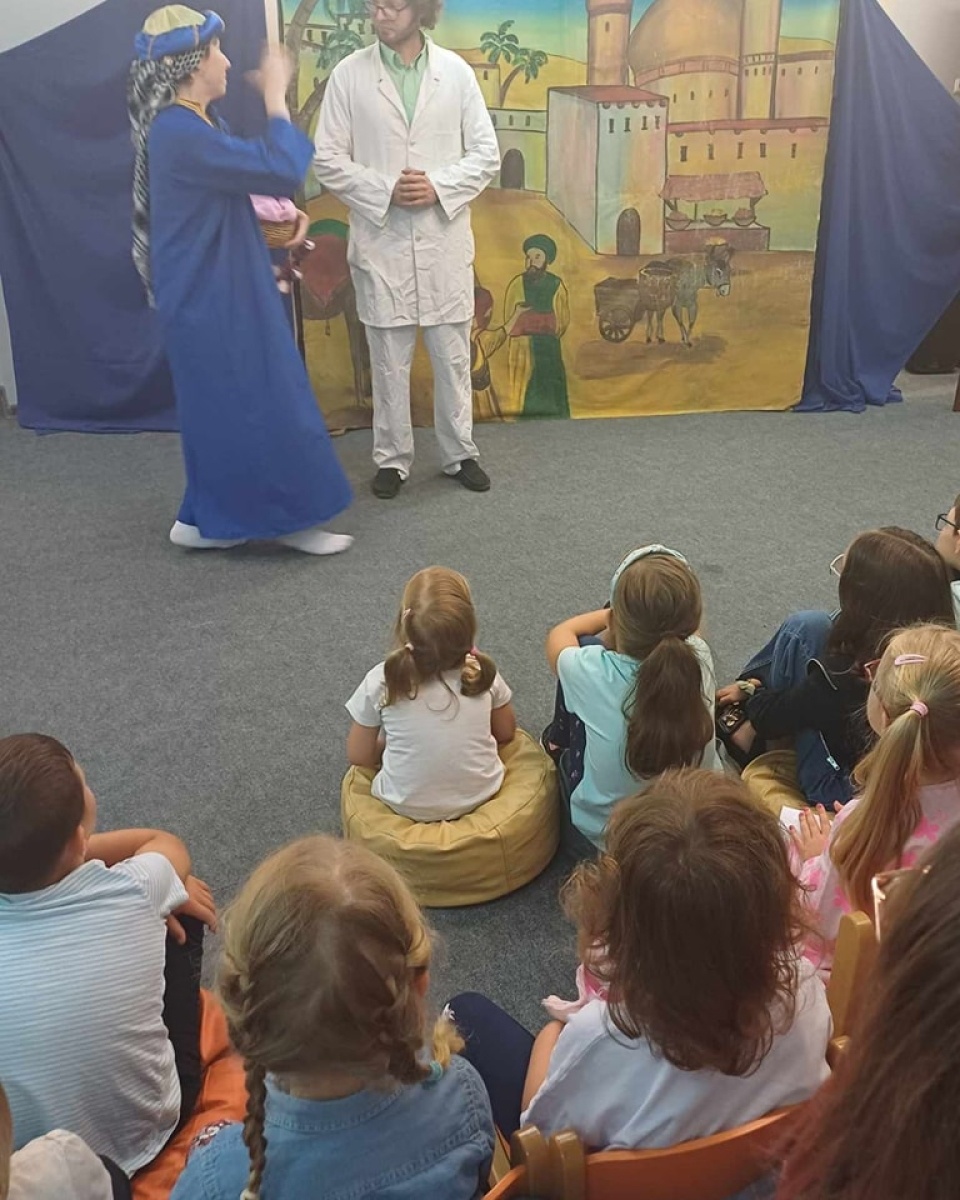 Zdjęcie w galerii na portalu naszwodzislaw.com: Spektakl i zabawa. Teatr Krak-Art w wodzisławskiej książnicy wiadomości z regionu