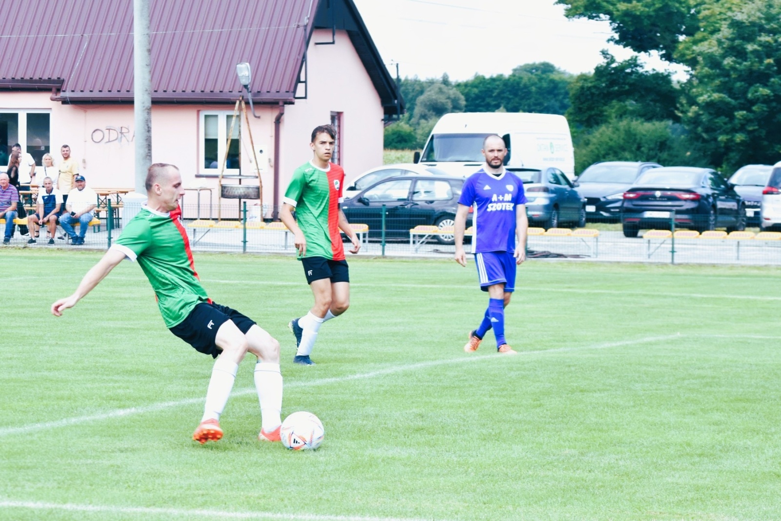 Zdjęcie w galerii na portalu naszwodzislaw.com: Puchar Wójta Gminy Godów za zwycięstwo w Gminnym Turnieju Piłki Nożnej powędrował do Gołkowic wiadomości z regionu