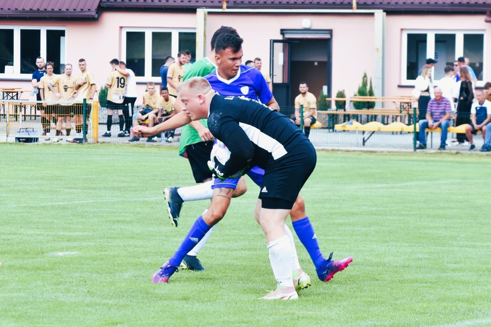 Zdjęcie w galerii na portalu naszwodzislaw.com: Puchar Wójta Gminy Godów za zwycięstwo w Gminnym Turnieju Piłki Nożnej powędrował do Gołkowic wiadomości z regionu