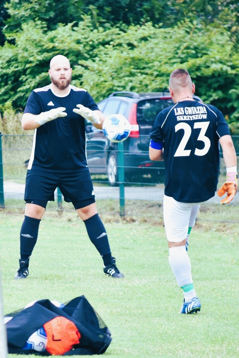 Zdjęcie w galerii na portalu naszwodzislaw.com: Puchar Wójta Gminy Godów za zwycięstwo w Gminnym Turnieju Piłki Nożnej powędrował do Gołkowic wiadomości z regionu