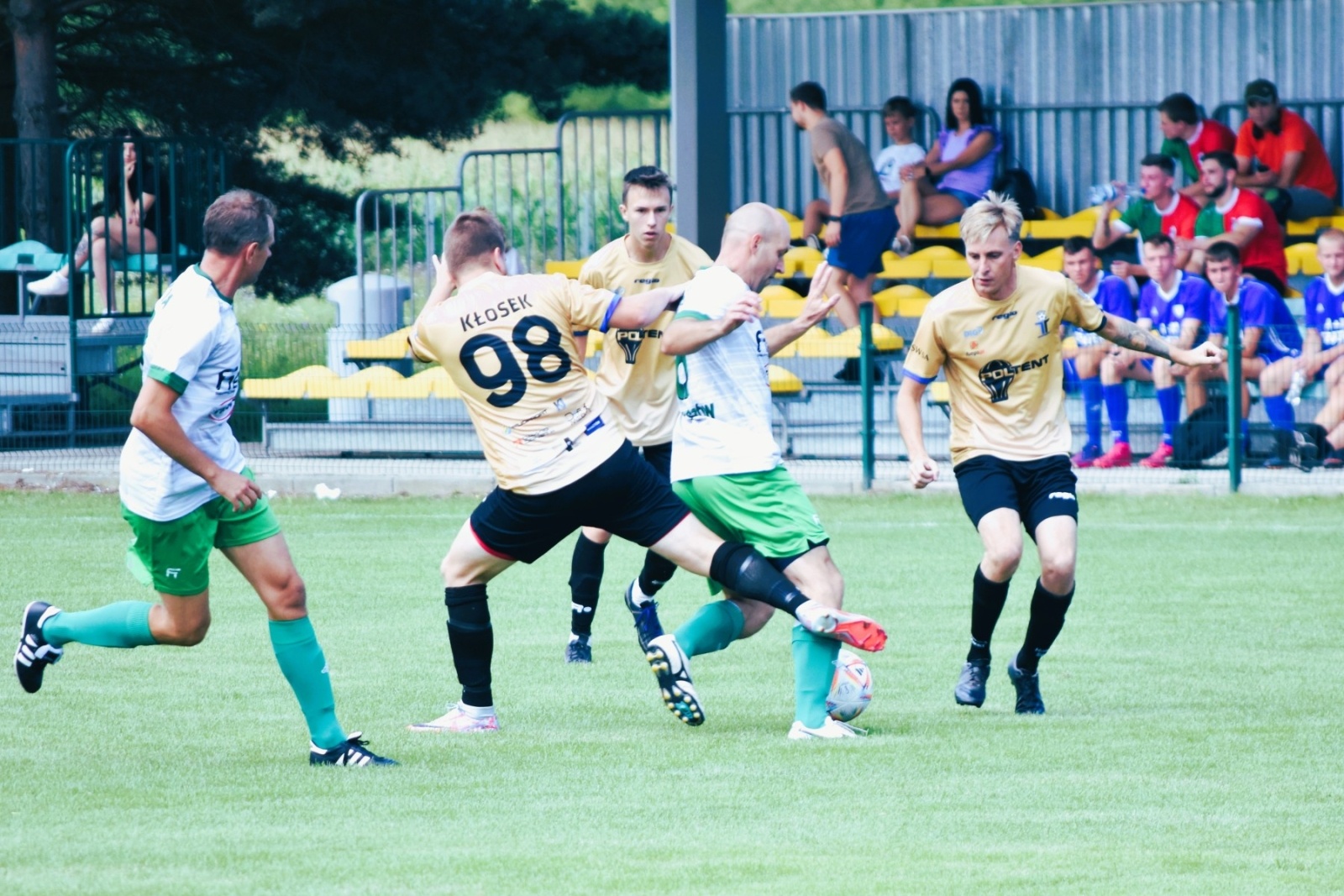 Zdjęcie w galerii na portalu naszwodzislaw.com: Puchar Wójta Gminy Godów za zwycięstwo w Gminnym Turnieju Piłki Nożnej powędrował do Gołkowic wiadomości z regionu